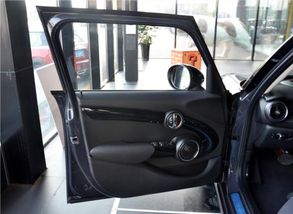 MINI 2016款 2.0T COOPER S 先锋派 五门版 车厢座椅   前门板
