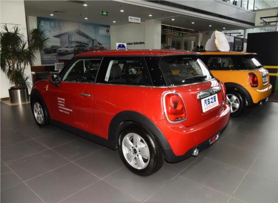 MINI 2016款 1.2T ONE 外观   斜后