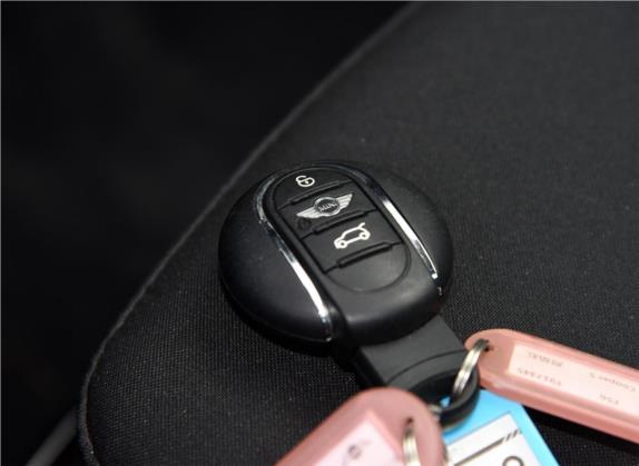 MINI 2016款 2.0T COOPER S 手动 其他细节类   钥匙
