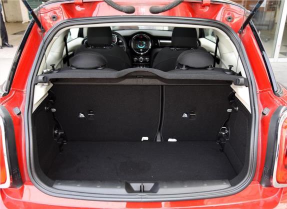 MINI 2016款 2.0T COOPER S 手动 车厢座椅   后备厢
