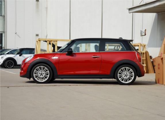 MINI 2016款 2.0T COOPER S 手动 外观   正侧