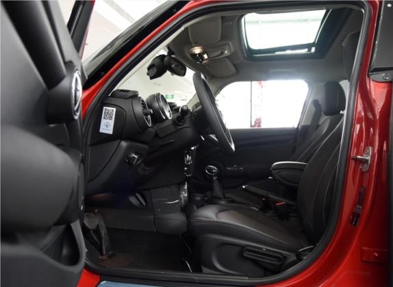 MINI 2016款 1.2T ONE 五门版 车厢座椅   前排空间