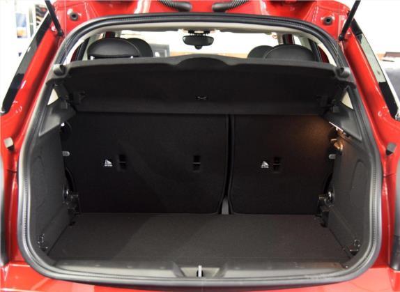 MINI 2016款 1.2T ONE 五门版 车厢座椅   后备厢