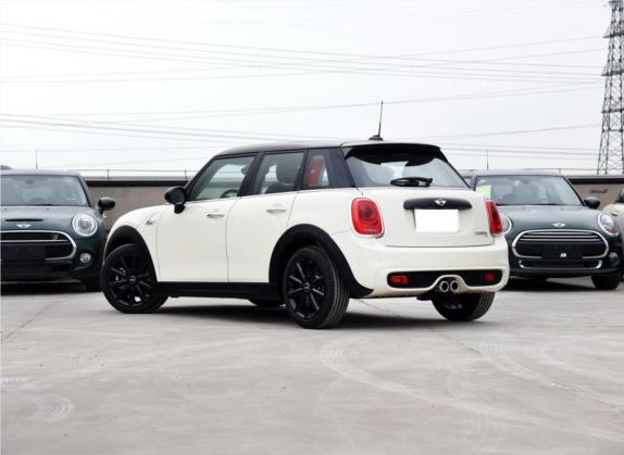 MINI 2016款 2.0T COOPER S 五门版 外观   斜后