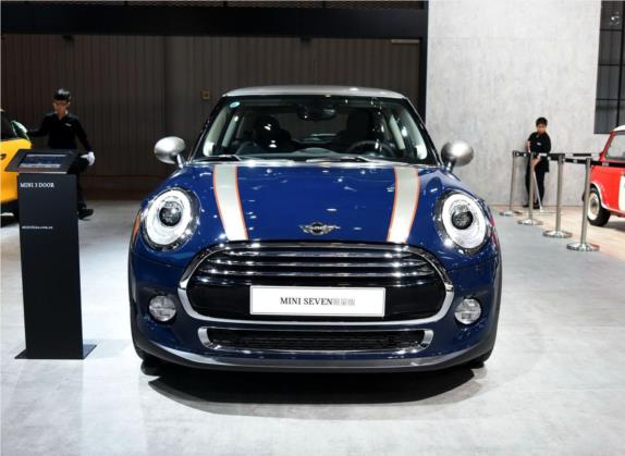 MINI 2016款 1.5T COOPER SEVEN 外观   正前