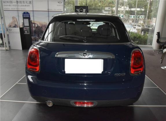 MINI 2016款 1.5T COOPER SEVEN 五门版 外观   正后