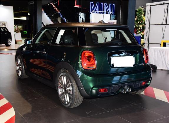 MINI 2016款 2.0T COOPER S SEVEN 外观   斜后