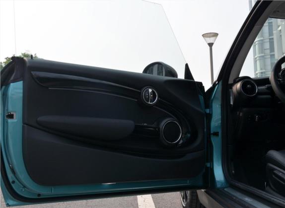 MINI 2017款 1.5T COOPER 加勒比蓝限量版 车厢座椅   前门板