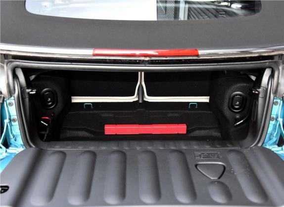 MINI 2017款 1.5T COOPER CABRIO 自由派 车厢座椅   后备厢