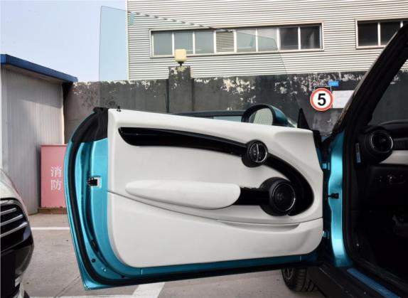 MINI 2017款 1.5T COOPER CABRIO 自由派 车厢座椅   前门板