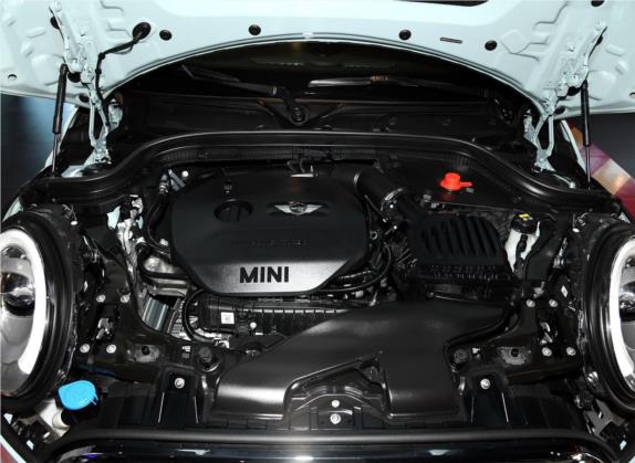 MINI 2017款 1.5T COOPER 冰蓝色限量版 五门版 其他细节类   发动机舱