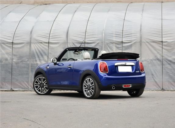 MINI 2018款 1.5T COOPER CABRIO 艺术家 外观   斜后