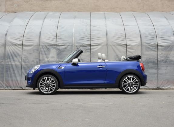 MINI 2018款 1.5T COOPER CABRIO 艺术家 外观   正侧