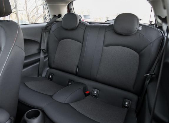 MINI 2018款 1.5T ONE 车厢座椅   后排空间