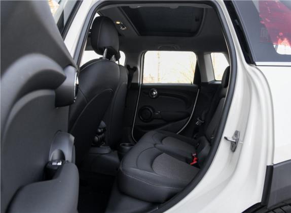 MINI 2018款 1.5T ONE 五门版 车厢座椅   后排空间