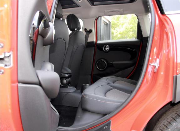 MINI 2018款 1.5T ONE PLUS 五门版 车厢座椅   后排空间