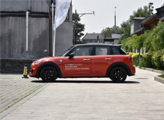 MINI 2018款 1.5T COOPER 赛车手 五门版 外观   正侧