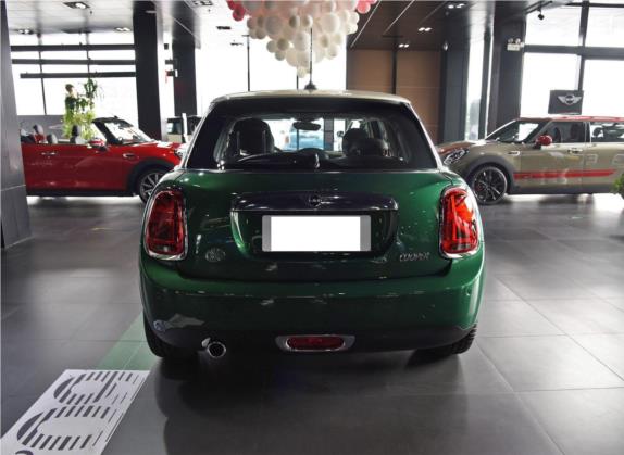 2019款 1.5T COOPER 60周年纪念版 五门版 外观   正后