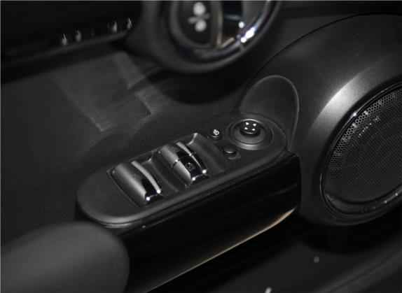 MINI 2019款 1.5T COOPER CABRIO 好色版 车厢座椅   门窗控制