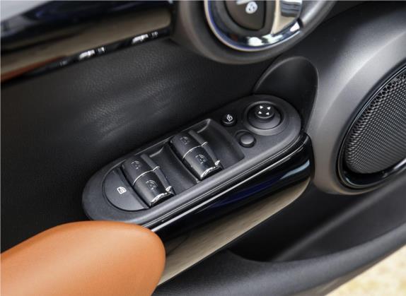 MINI 2019款 1.5T ONE PLUS 五门版 车厢座椅   门窗控制
