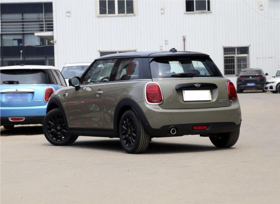 MINI 2019款 1.5T COOPER 经典派 外观   斜后