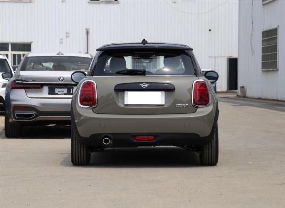 MINI 2019款 1.5T COOPER 经典派 外观   正后