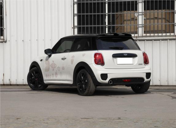 MINI 2019款 1.5T COOPER 赛车手 外观   斜后