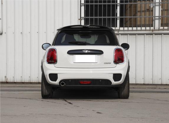 MINI 2019款 1.5T COOPER 赛车手 外观   正后