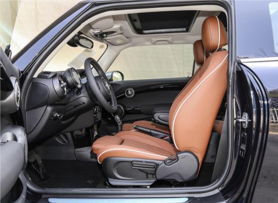 MINI 2020款 1.5T COOPER 绝配限量版 车厢座椅   前排空间