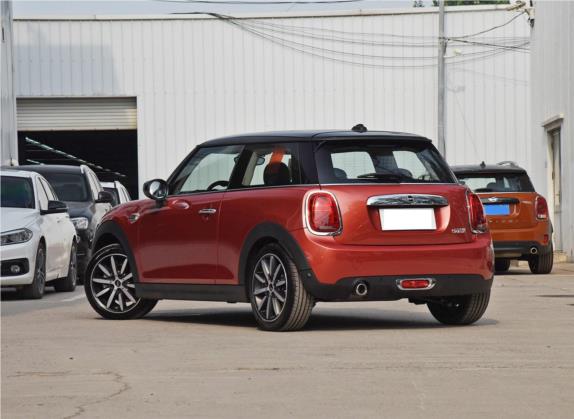 MINI 2020款 1.5T COOPER 三门日不落红限量版 外观   斜后