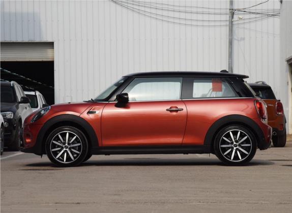 MINI 2020款 1.5T COOPER 三门日不落红限量版 外观   正侧