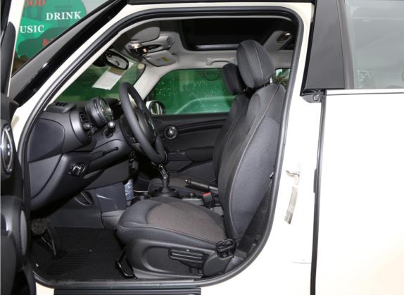 MINI 2020款 1.5T ONE 五门版 车厢座椅   前排空间