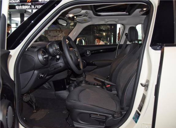 MINI 2020款 1.5T ONE PLUS 五门版 车厢座椅   前排空间