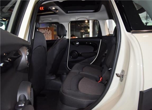MINI 2020款 1.5T ONE PLUS 五门版 车厢座椅   后排空间