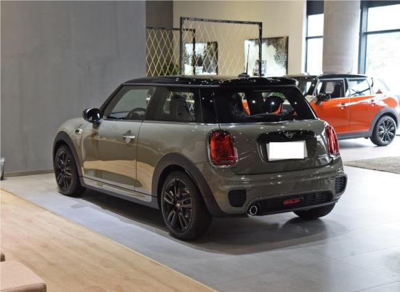 MINI 2020款 1.5T COOPER 赛车手 外观   斜后