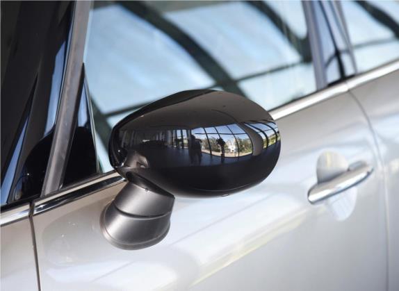 MINI 2020款 1.5T COOPER 赛车手 五门版 外观细节类   外后视镜