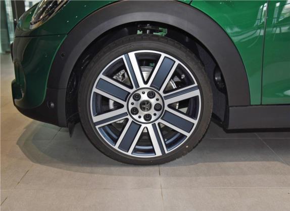 MINI 2020款 2.0T COOPER S 艺术家 五门版 其他细节类   前轮