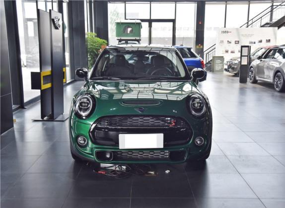 MINI 2020款 2.0T COOPER S 赛车手 五门版 外观   正前