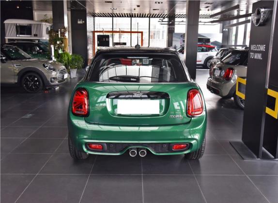 MINI 2020款 2.0T COOPER S 赛车手 五门版 外观   正后