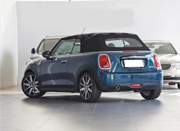 MINI 2021款 1.5T COOPER CABRIO Sidewalk 外观   斜后