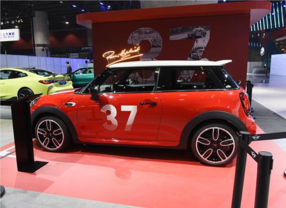 MINI 2021款 2.0T COOPER S 叁柒号纪念版 外观   正侧