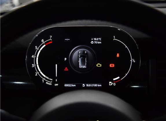 MINI 2021款 1.5T COOPER 艺术家 中控类   仪表盘