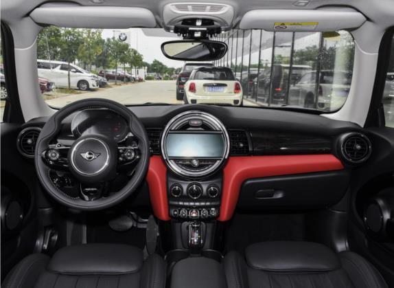 MINI 2021款 2.0T COOPER S 艺术家 中控类   中控全图