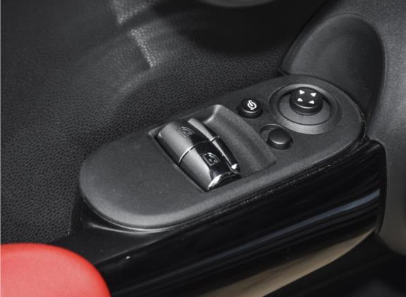 MINI 2021款 2.0T COOPER S 艺术家 车厢座椅   门窗控制