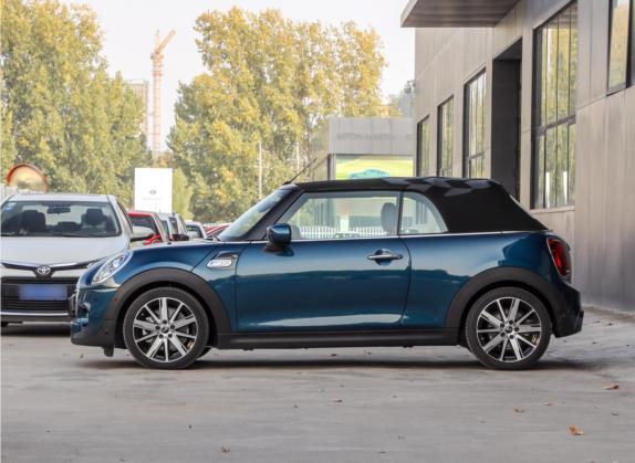 MINI 2021款 2.0T COOPER S CABRIO Sidewalk 外观   正侧