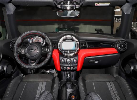 MINI 2021款 1.5T 三门锋芒版 中控类   中控全图