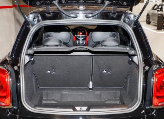 MINI 2021款 1.5T 三门锋芒版 车厢座椅   后备厢