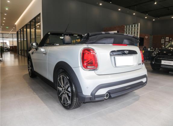 MINI 2022款 1.5T COOPER CABRIO Sidewalk 外观   斜后