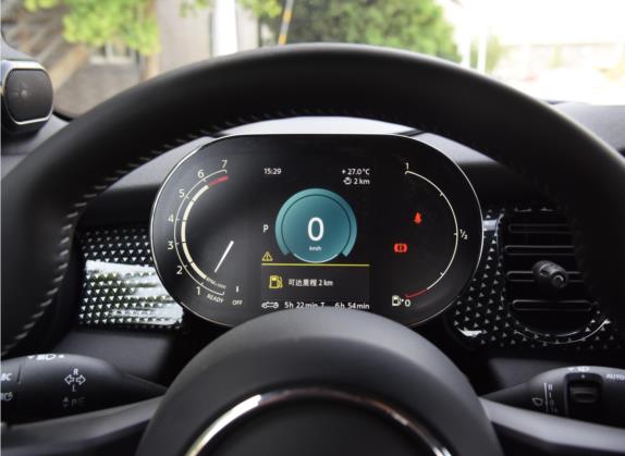 MINI 2022款 2.0T COOPER S CABRIO Sidewalk 中控类   仪表盘