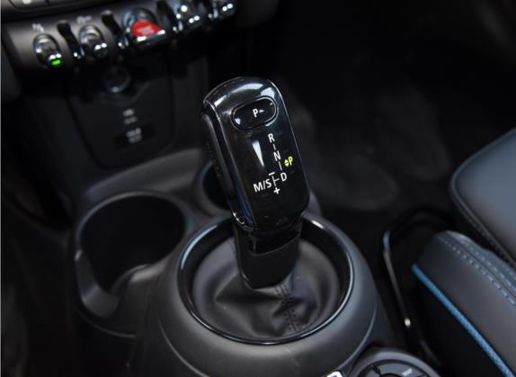 MINI 2022款 2.0T COOPER S CABRIO Sidewalk 中控类   挡把